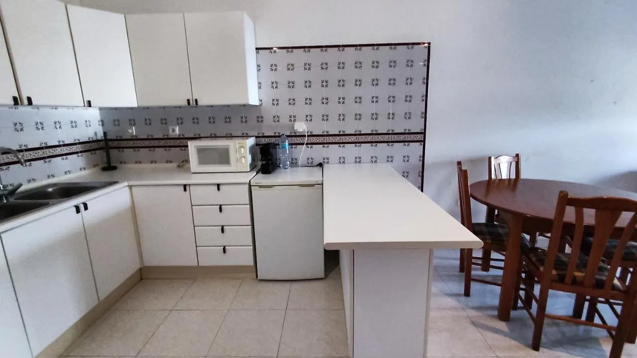 Apartamento 2A Palmeiras Com Piscina - Casas & Papeis Porches  Portugal